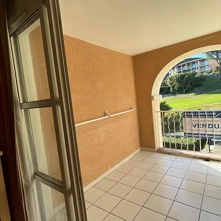 Raphael - Cap Esterel- 5 Couchages- Parking Couvert Διαμέρισμα *