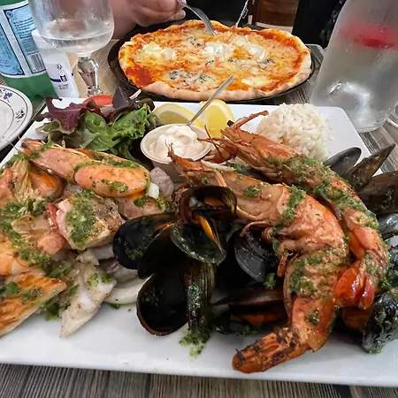 Apartament Raphael - Cap Esterel- 5 Couchages- Parking Couvert