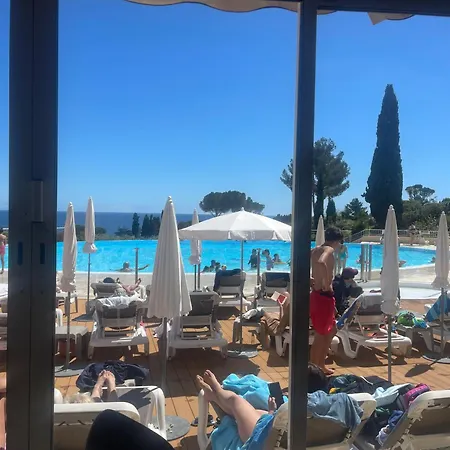 Raphael - Cap Esterel- 5 Couchages- Parking Couvert דירה