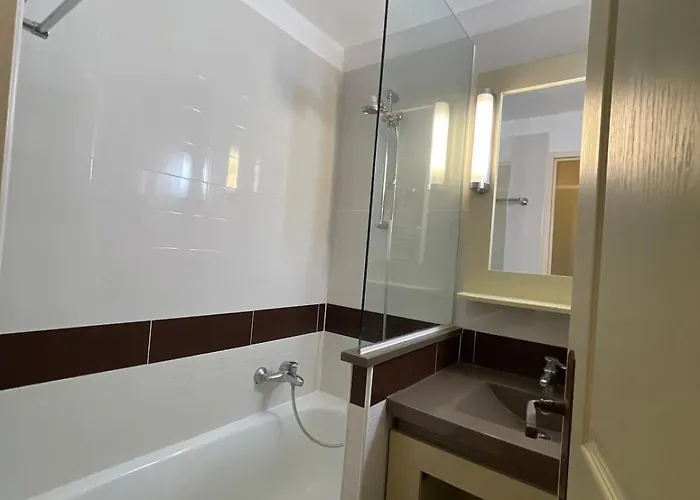 Raphael - Cap Esterel- 5 Couchages- Parking Couvert