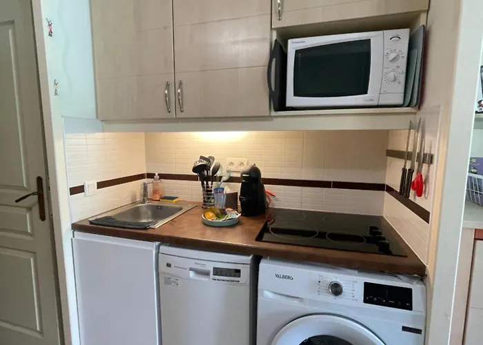 Apartment Raphael - Cap Esterel- 5 Couchages- Parking Couvert