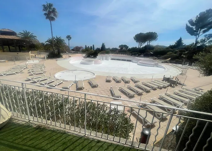 Raphael - Cap Esterel- 5 Couchages- Parking Couvert Apartment *